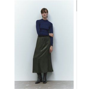 NWT ZARA SATIN EFFECT SKIRT